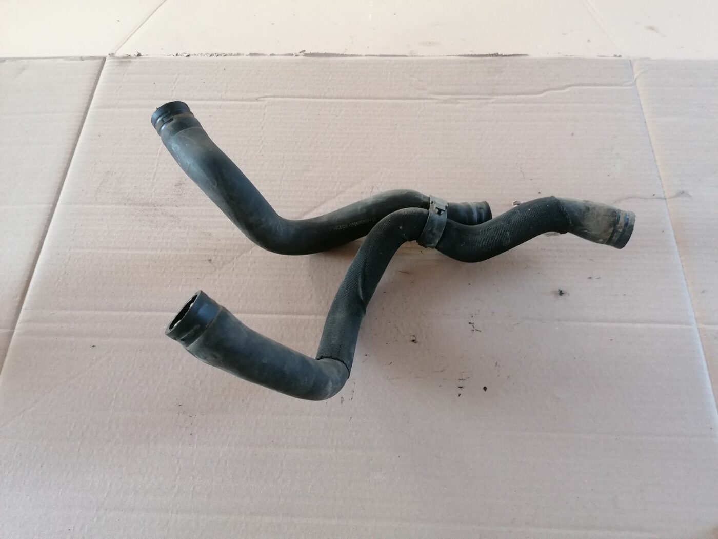 Dzesēšanas caurules priekš SKODA YETI 2012