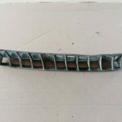 Aizmugurēja bufera kronšteins priekš SKODA YETI 2012