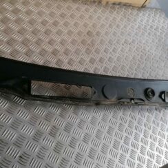 Vējstikla uzlikas (deflektora) režģis priekš BMW 1 E87 2007 GRAPHITE