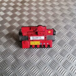 Pozitīva elektrovada klemma priekš BMW 1 E87 2007 GRAPHITE