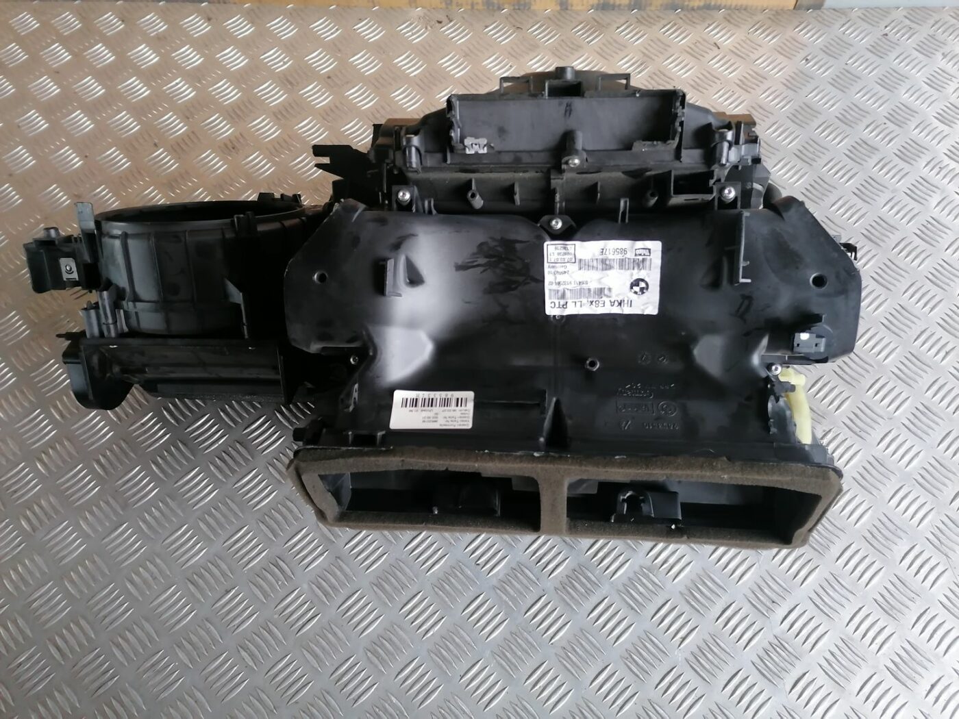 Salona sildītājs priekš BMW 1 E87 2007 GRAPHITE