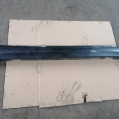 Ārēja sliekšņa laba uzlika priekš BMW 1 E87 2007 GRAPHITE