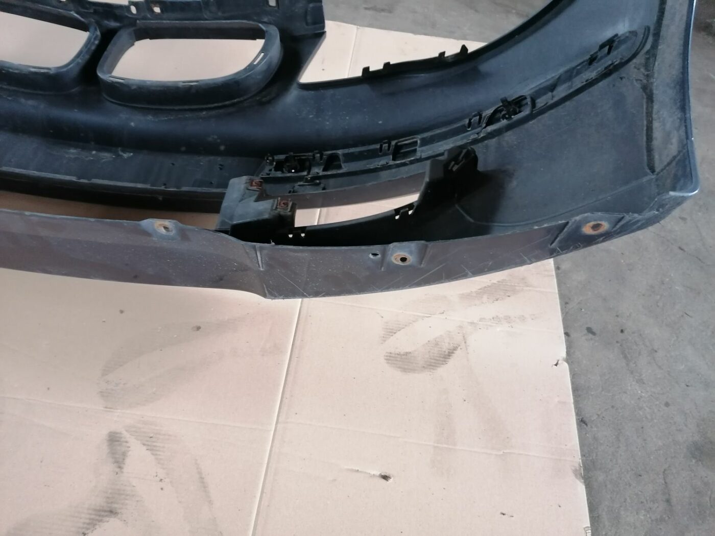 Priekšējais buferis priekš BMW 1 E87 2007 GRAPHITE