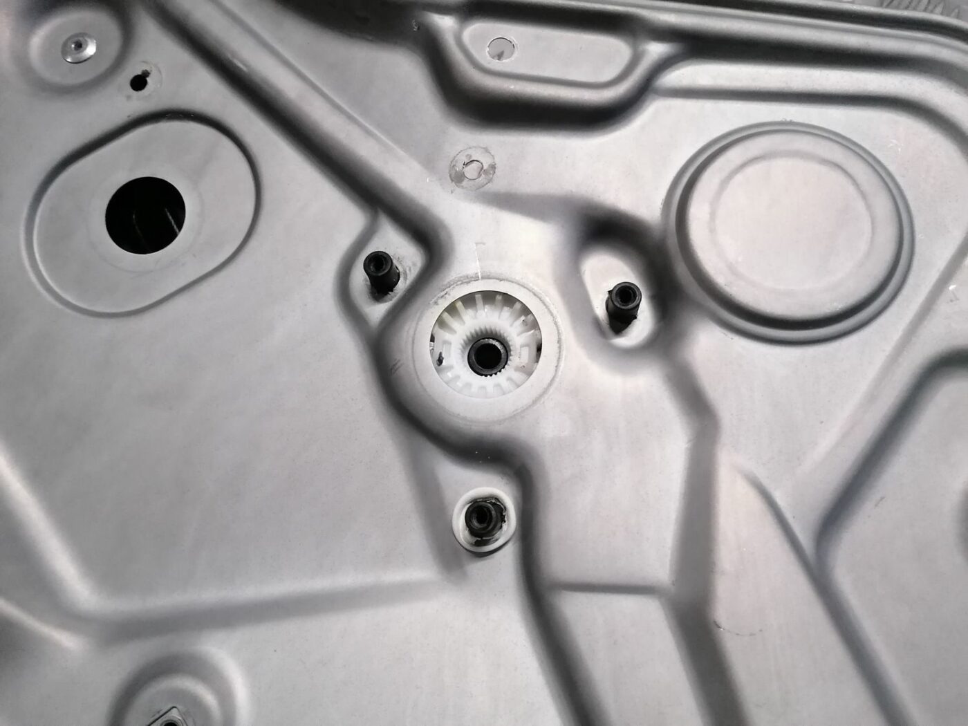 Stikla pacelšanas mehānisma panele priekš SKODA OCTAVIA 2012