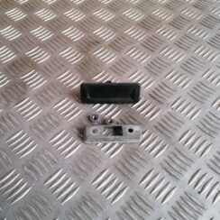 Bagažnieka vāka rokturis priekš SKODA OCTAVIA 2012