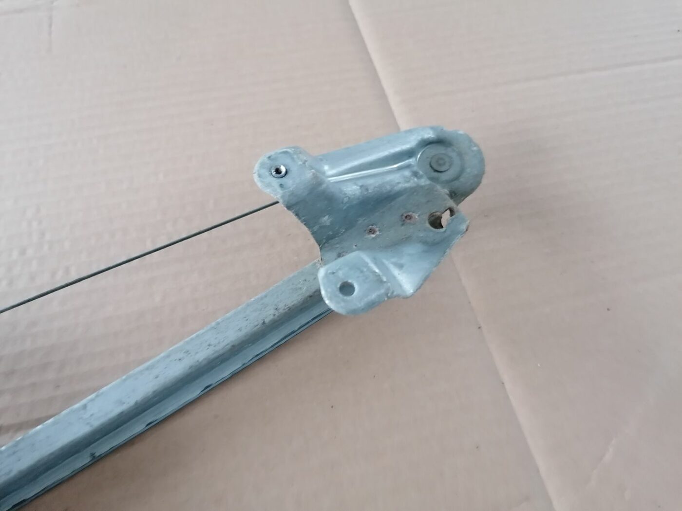 Stikla pacelšanas mehānisms aizmugurējais kreisais priekš OPEL ZAFIRA 2002