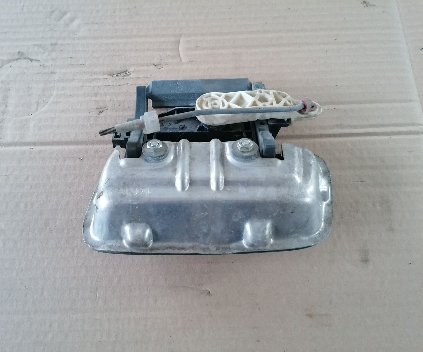 Priekšējāis labais durvju rokturis priekš OPEL ZAFIRA 2002 4 Priekšējāis labais durvju rokturis priekš OPEL ZAFIRA 2002