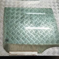 Aizmugurējo labo durvju stikls priekš OPEL ZAFIRA 2002