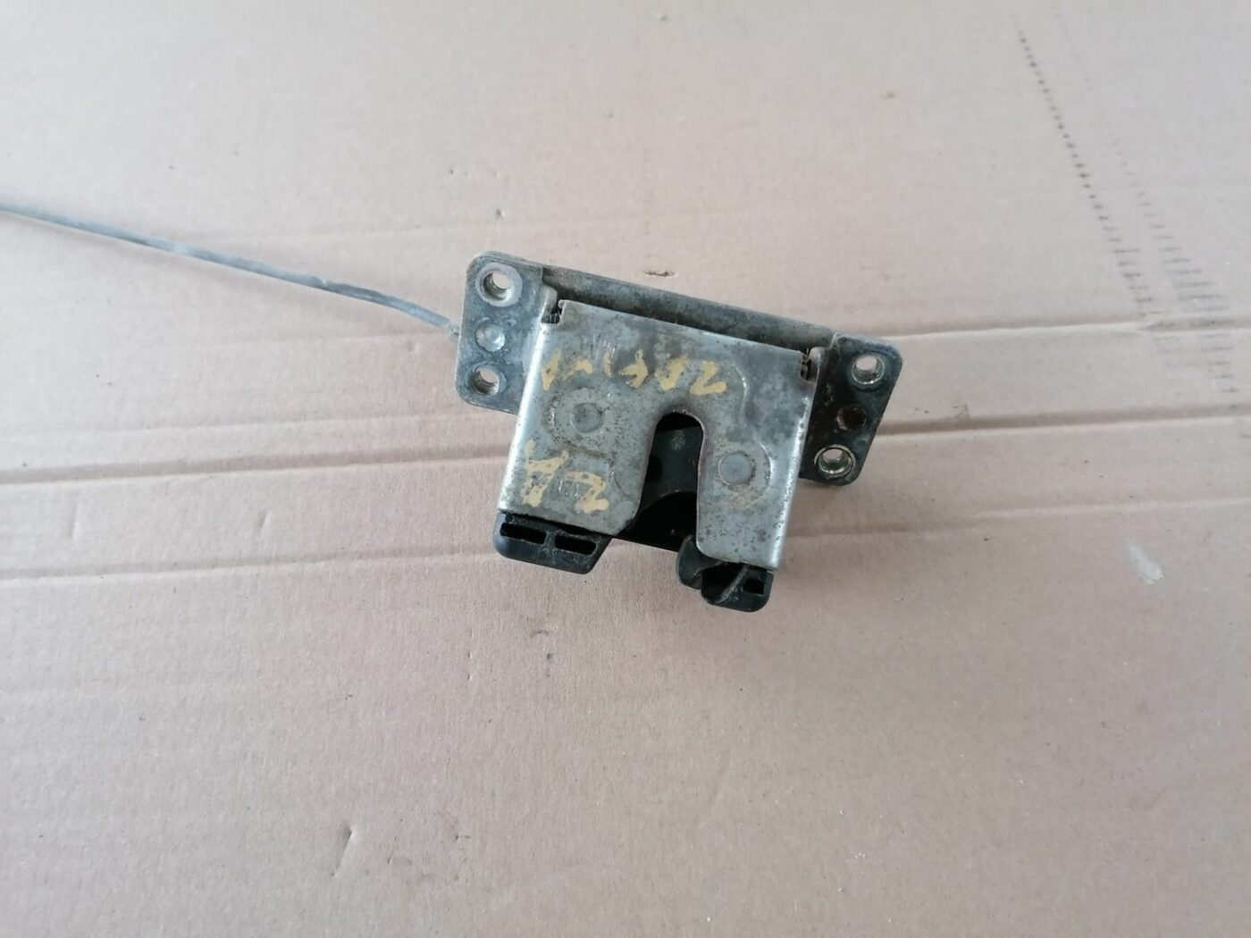 Bagāžnieka vāka slēdzene priekš OPEL ZAFIRA 2002 5 Bagāžnieka vāka slēdzene priekš OPEL ZAFIRA 2002