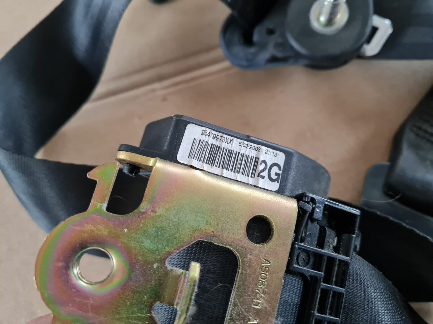 Aizmugurējā kreisa drošības josta priekš PEUGEOT 307 2003 3 Aizmugurējā kreisa drošības josta priekš PEUGEOT 307 2003