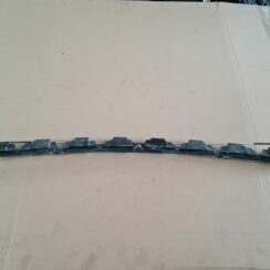 Aizmugurējā bufera centrālais stiprinājums priekš PEUGEOT 307 2003