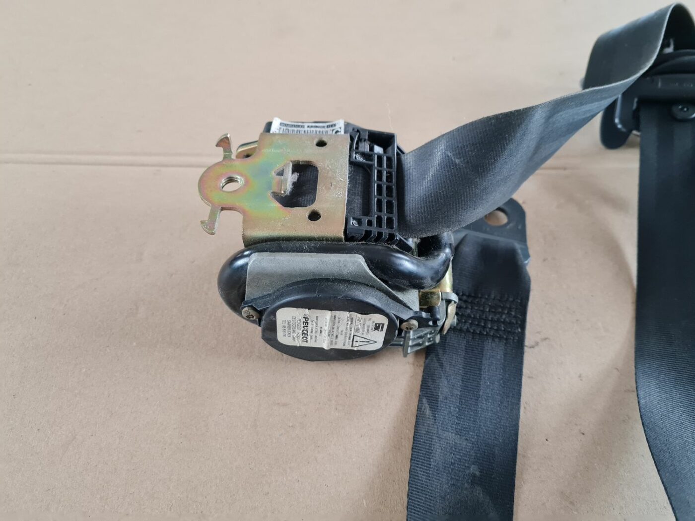 Priekšējā labā drošības josta priekš PEUGEOT 307 2003