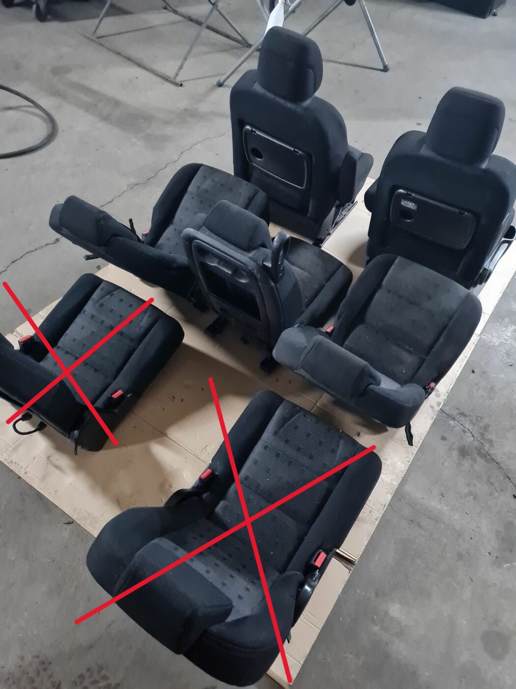 Sēdekļu komplekts priekš PEUGEOT 307 2003 2 Sēdekļu komplekts priekš PEUGEOT 307 2003