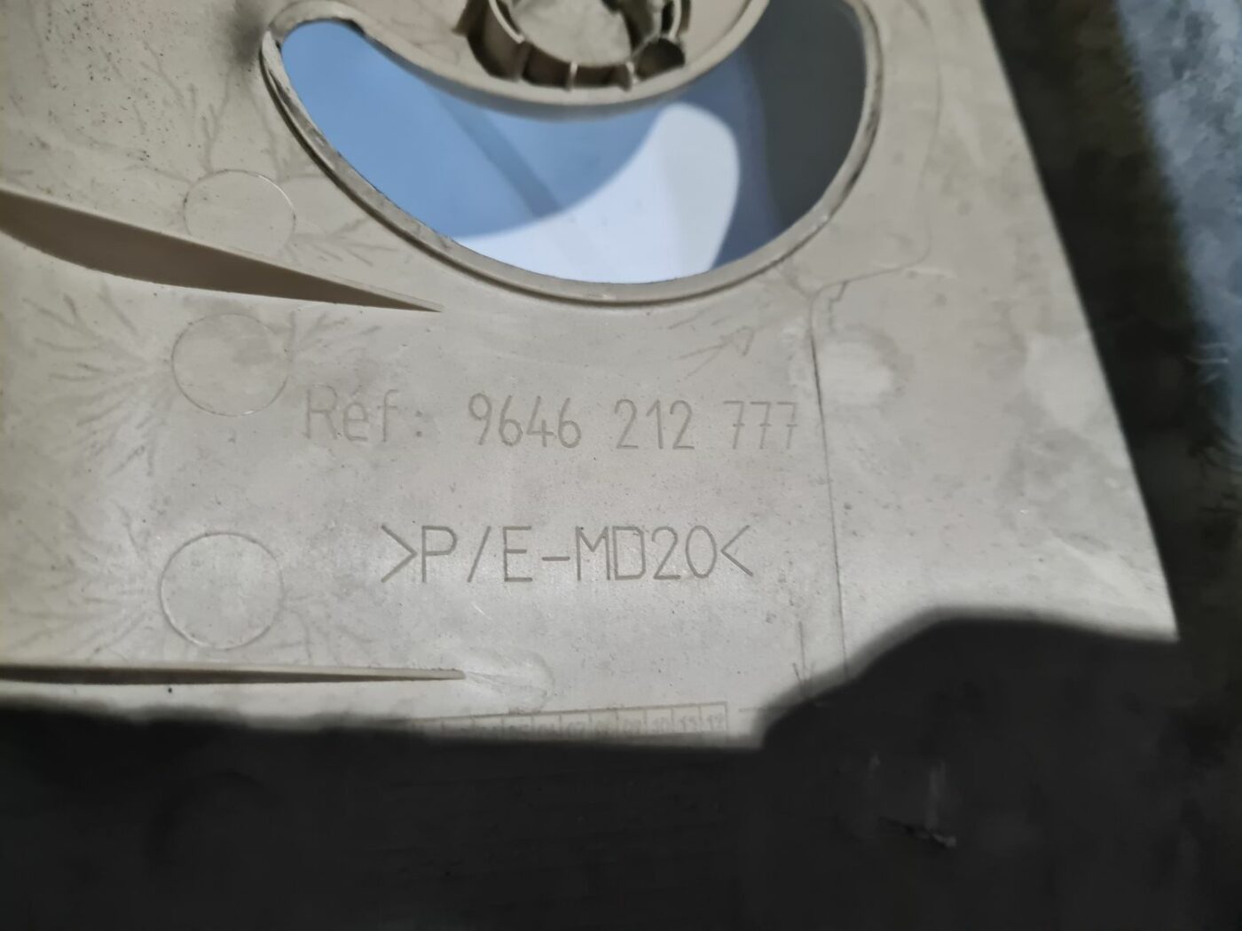 Vidējas salona statnes apdare priekš CITROEN C4 2006-2