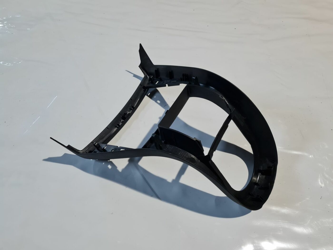 Centrālās konsoles dekoratīvais rāmis priekš CITROEN C4 2006-2 4 Centrālās konsoles dekoratīvais rāmis priekš CITROEN C4 2006-2