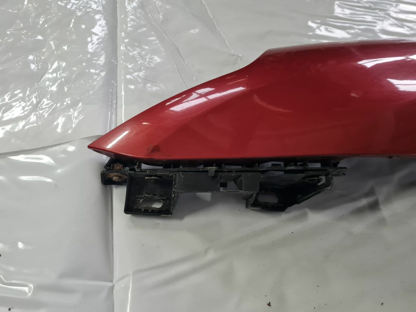 Priekšējais kreisais spārns priekš CITROEN C4 2006-2 2 Priekšējais kreisais spārns priekš CITROEN C4 2006-2