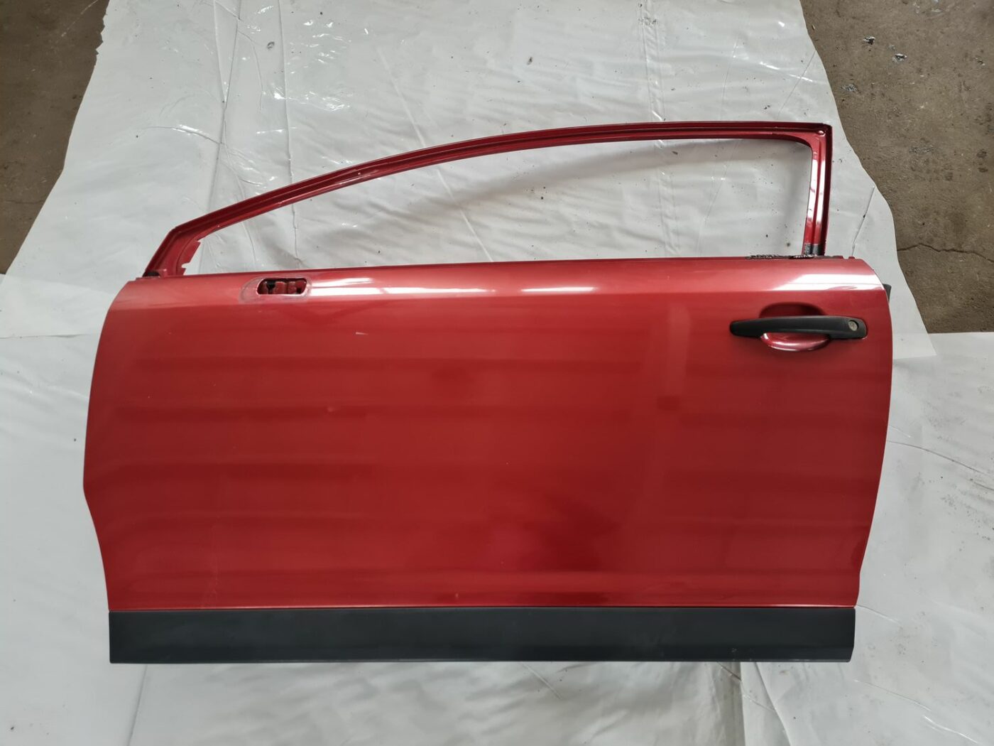 Priekšējās kreisās durvis priekš CITROEN C4 2006-2