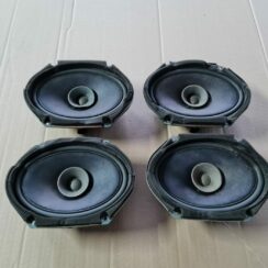 Durvju skaļrunis, apakšā priekš MAZDA 3 2007