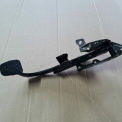 Sajūga pedālis priekš MAZDA 3 2007