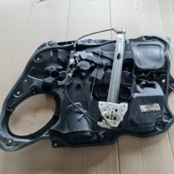 Stikla pacelšanas mehānisma panele priekš MAZDA 3 2007