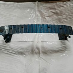 Priekšējā bufera pastiprinātājs priekš MAZDA 3 2007