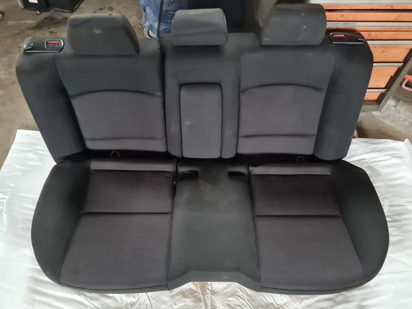 Aizmugurējais sēdeklis priekš MAZDA 3 2007