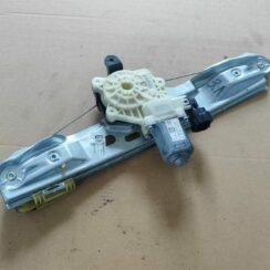 Stikla pacelšanas mehānisms aizmugurējais kreisais priekš FORD FOCUS 2016 UNIVERSAL