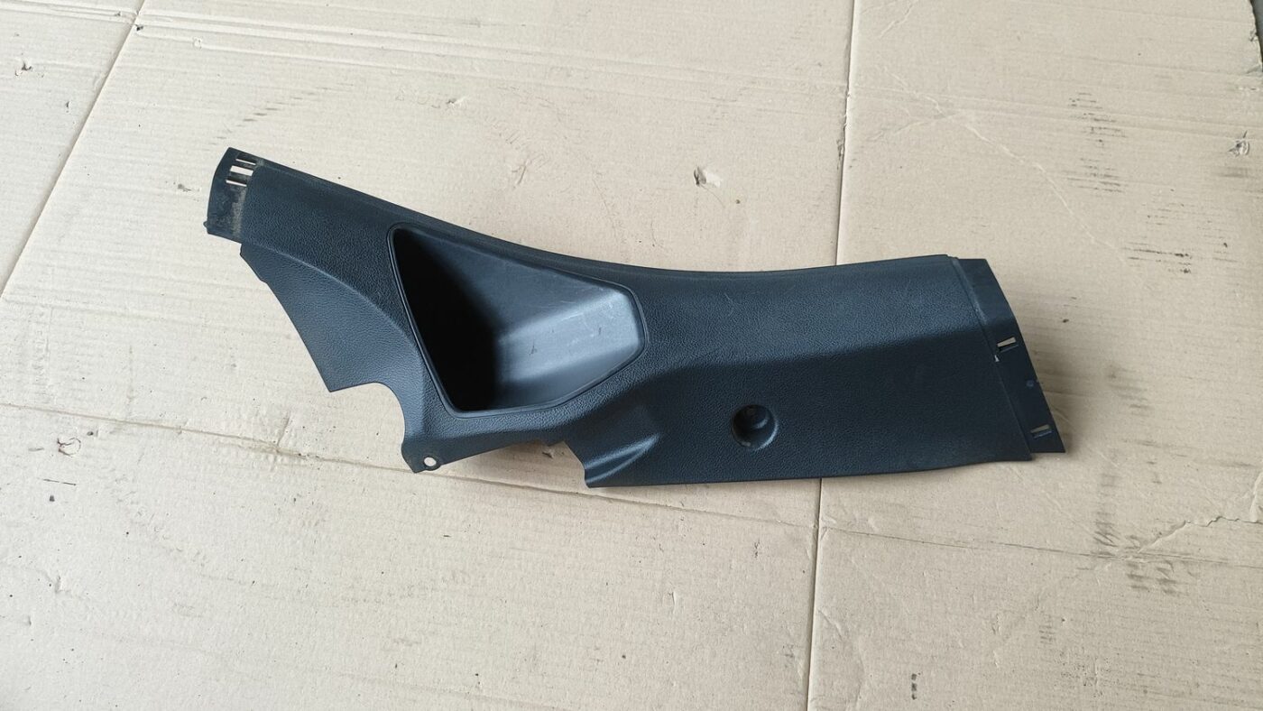 Sliekšņa aizmugurēja laba uzlika (salonā) priekš FORD FOCUS 2016 UNIVERSAL