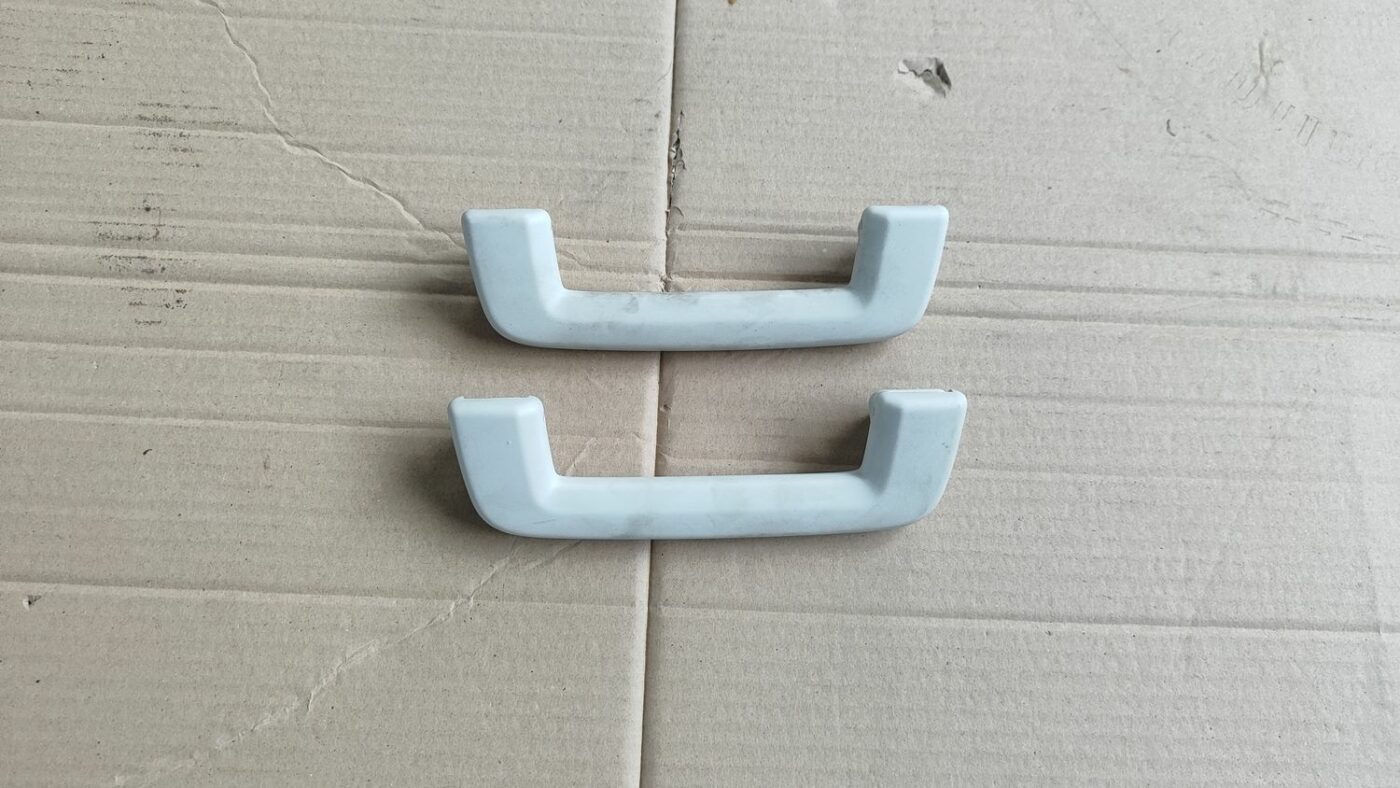 Salona rokturis griestos priekš FORD FOCUS 2016 UNIVERSAL