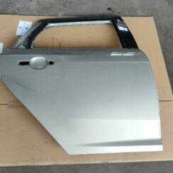 Aizmugurējās labās durvis priekš FORD FOCUS 2016 UNIVERSAL