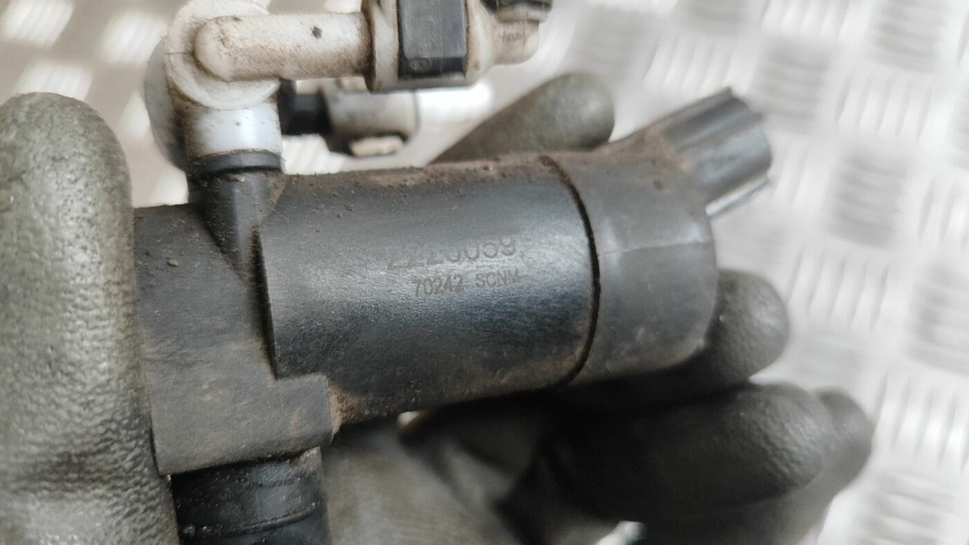 Mazgātāja šķidruma sūknis priekš FORD FOCUS 2016 UNIVERSAL