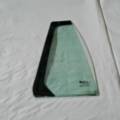 Labo durvju stūra stikls priekš OPEL VECTRA C 2006