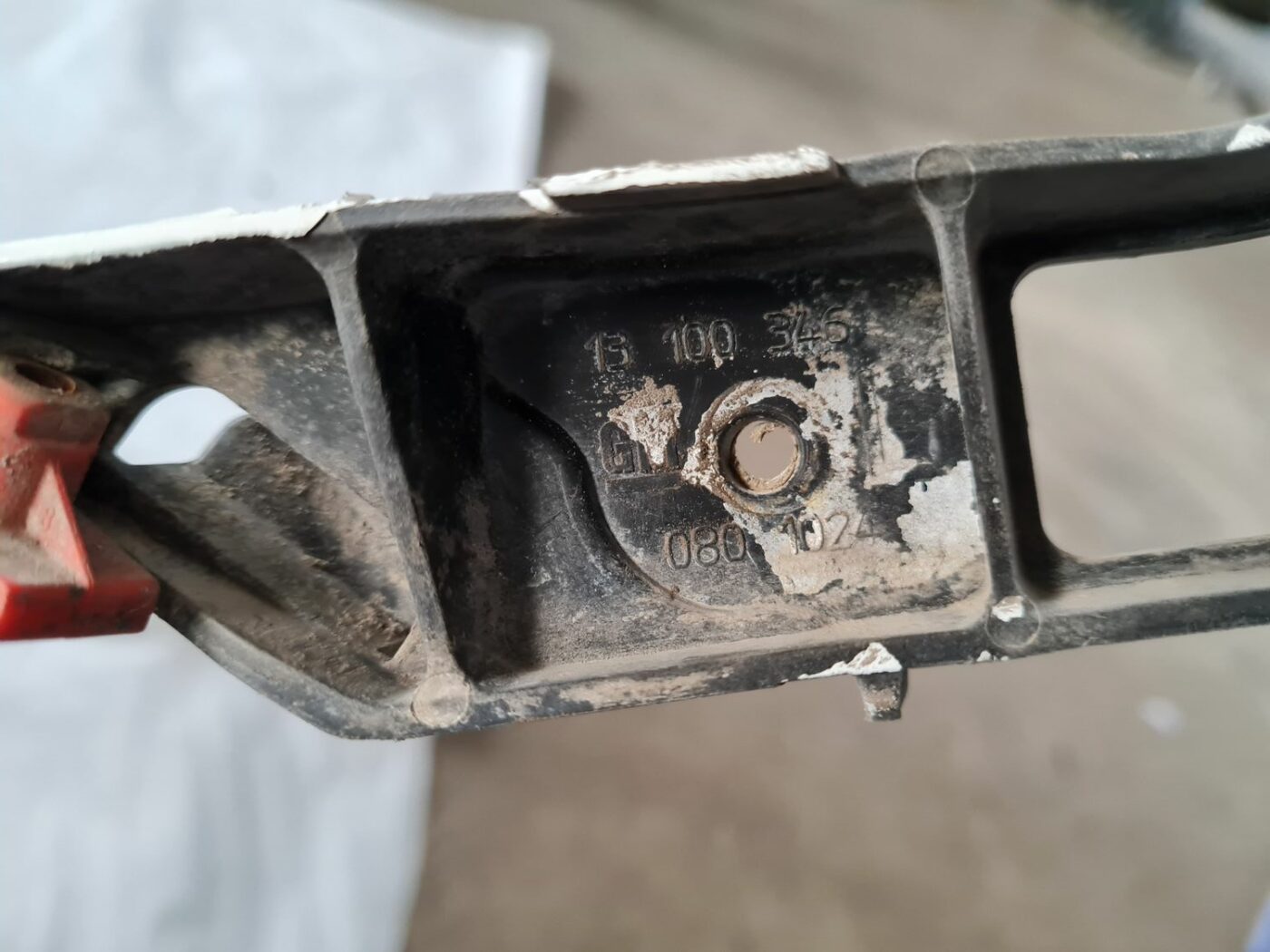 Aizmugurēja bufera kronšteins priekš OPEL VECTRA C 2006 3 Aizmugurēja bufera kronšteins priekš OPEL VECTRA C 2006