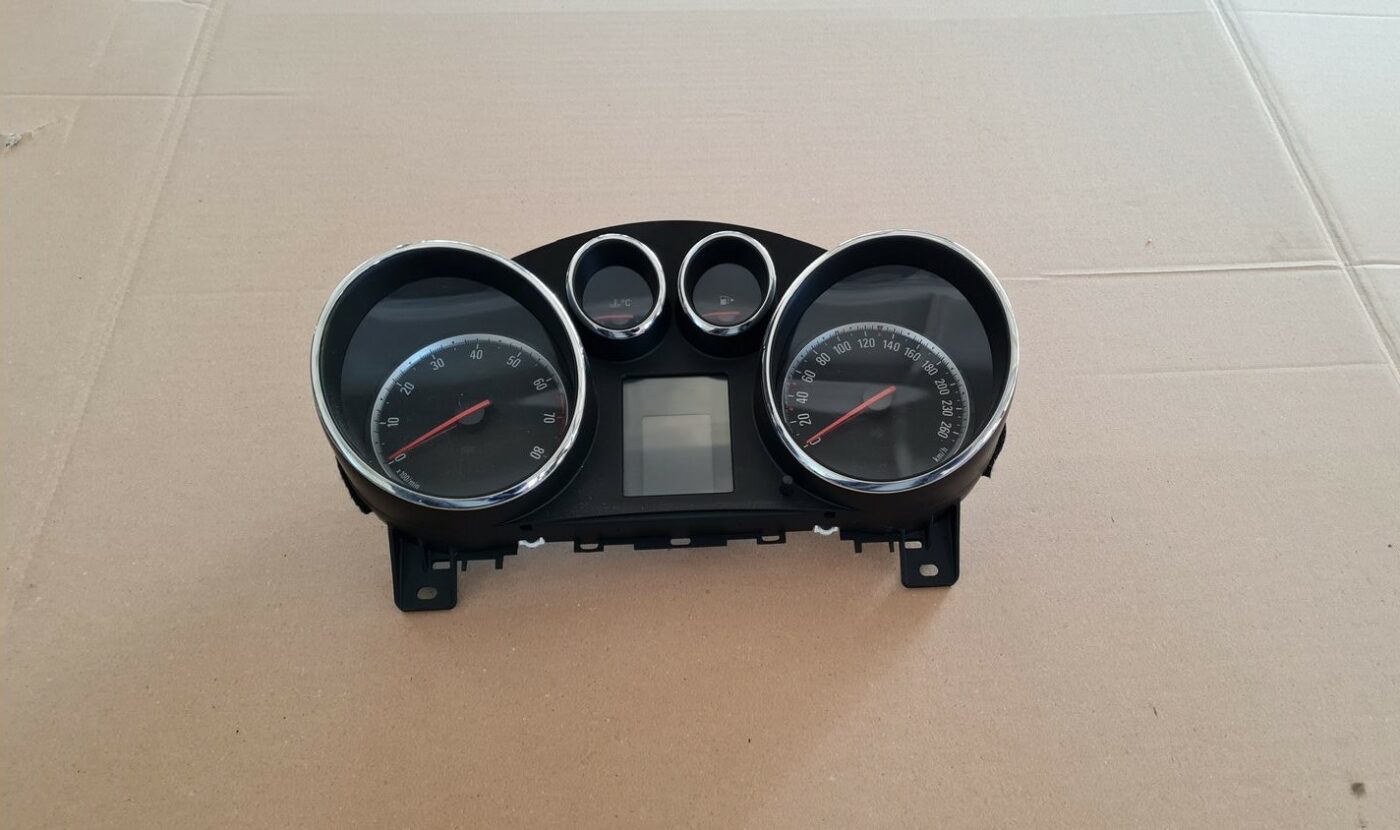 Spidometrs priekš OPEL ASTRA J 2013 1 Spidometrs priekš OPEL ASTRA J 2013