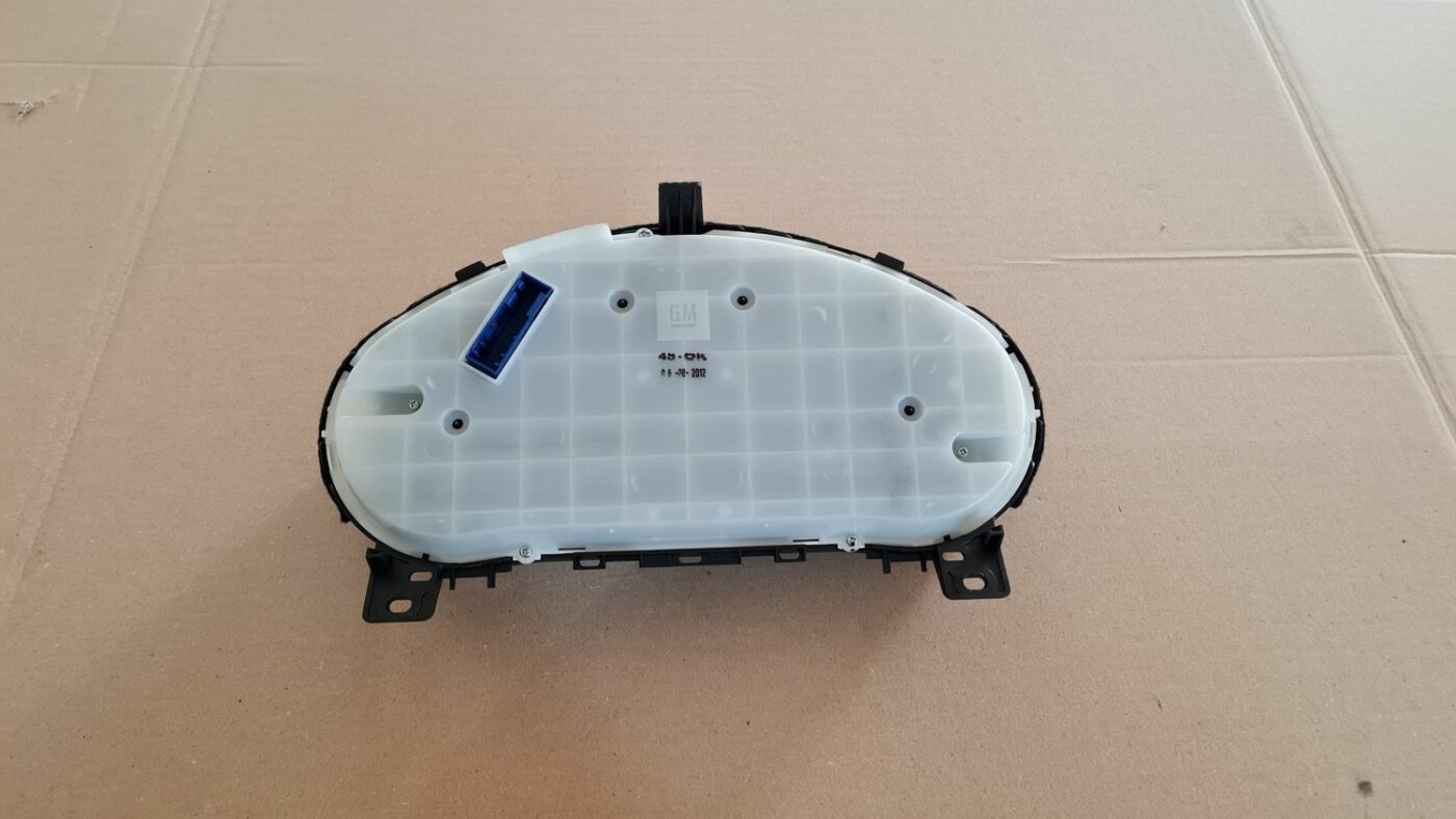 Spidometrs priekš OPEL ASTRA J 2013 5 Spidometrs priekš OPEL ASTRA J 2013