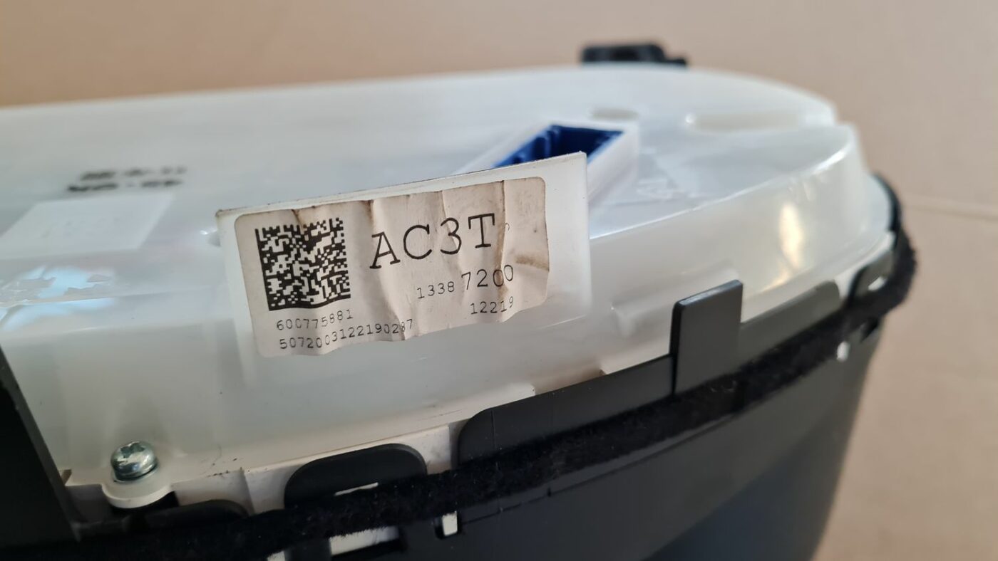 Spidometrs priekš OPEL ASTRA J 2013 3 Spidometrs priekš OPEL ASTRA J 2013