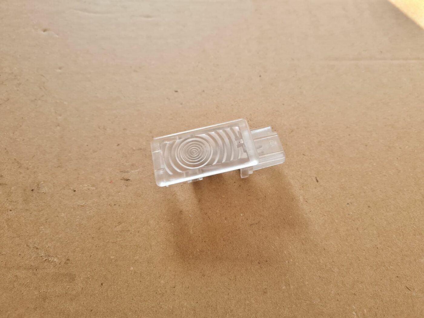 Apgaismojums bagažnieka nodalījuma priekš OPEL ASTRA J 2013