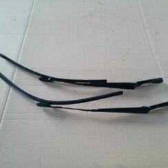 Vējstikla slotu turētāju komplekts priekš OPEL ASTRA J 2013