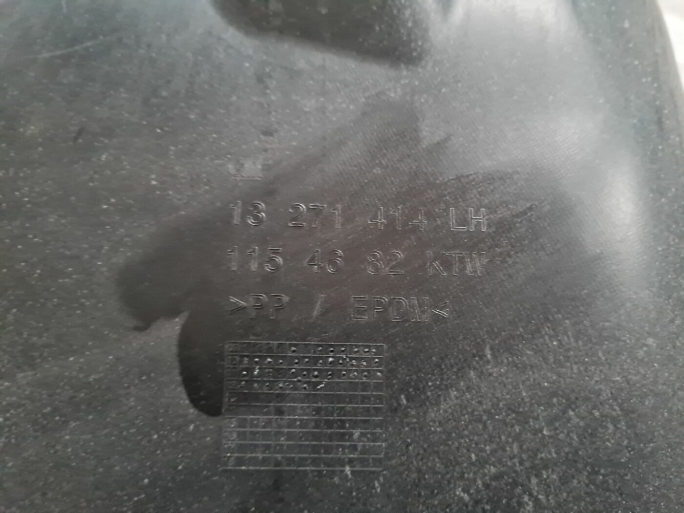 Aizmugurējais kreisais paspārns priekš OPEL ASTRA J 2013