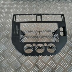 Mērinstrumentu paneļa dekoratīvais rāmis priekš FORD FOCUS C-MAX 2004