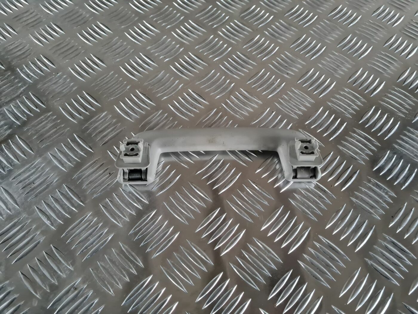 Salona rokturis griestos priekš FORD FOCUS C-MAX 2004 2 Salona rokturis griestos priekš FORD FOCUS C-MAX 2004