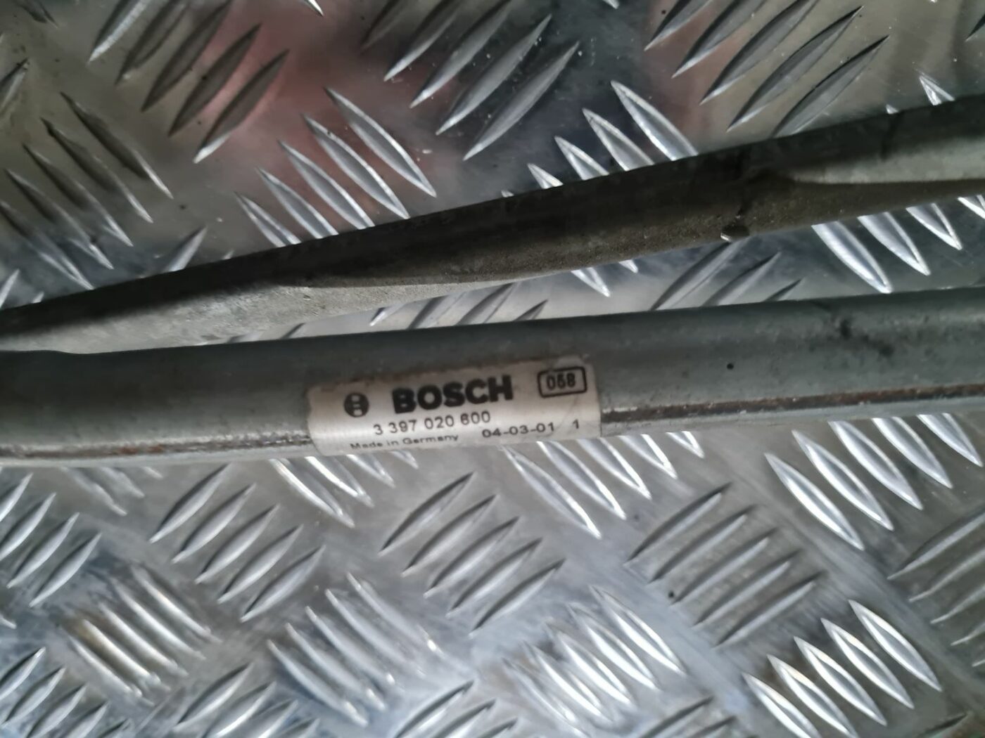 Vējstikla tīrīšanas mehānisms priekš FORD FOCUS C-MAX 2004