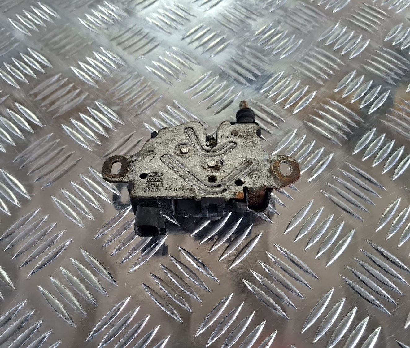 Pārsega slēdzene priekš FORD FOCUS C-MAX 2004