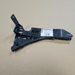 Priekšēja bufera kronšteins priekš OPEL VECTRA C 2008