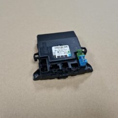 Priekšējo labo durvju vadības bloks priekš MERCEDES BENZ ML320 2006 SILVER