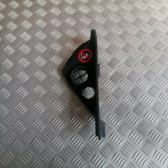 Mērinstrumentu paneļa sānu apdare priekš VOLVO C30 2008 SILVER