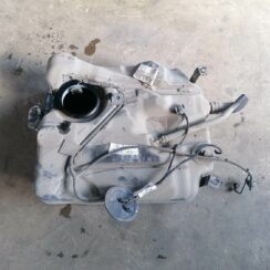 Degvielas tvertne priekš VOLVO C30 2008 SILVER