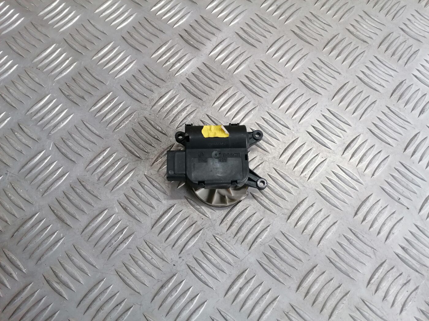 Apsildes sistēmas aktuators priekš AUDI A4 2008 AVANT