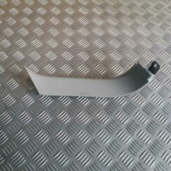 Bagāžnieka vāka apdare priekš TOYOTA AVENSIS 2007