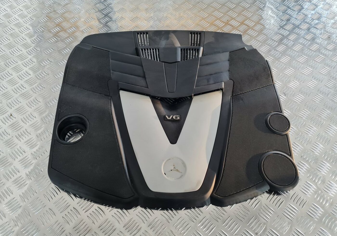 Dzinēja dekoratīvais vāks priekš MERCEDES BENZ ML320 2006 SILVER